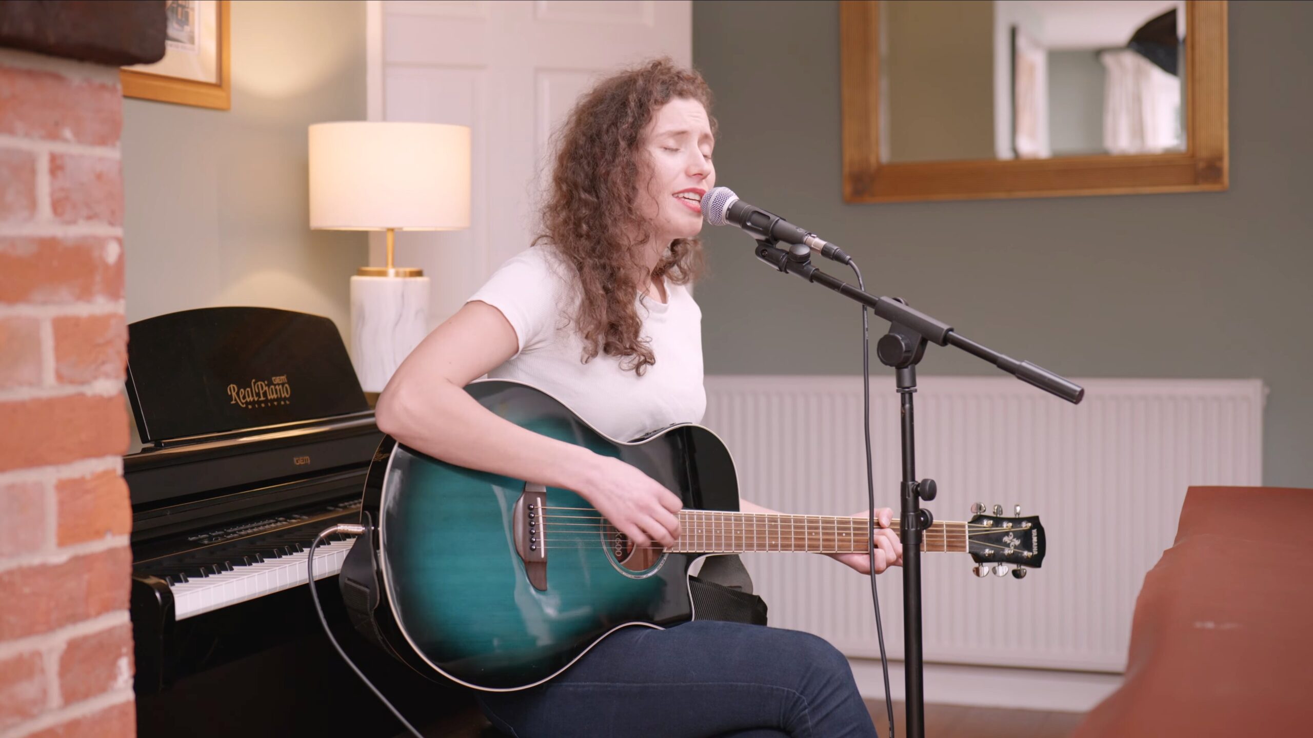 Cara Knox - Dumb Love (acoustic live)